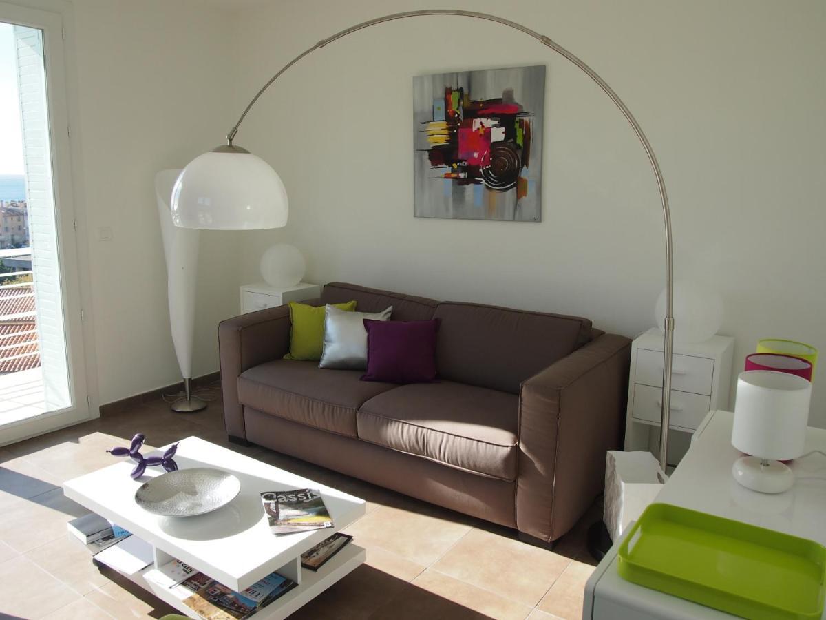 Indigo Apartment Cassis Bagian luar foto